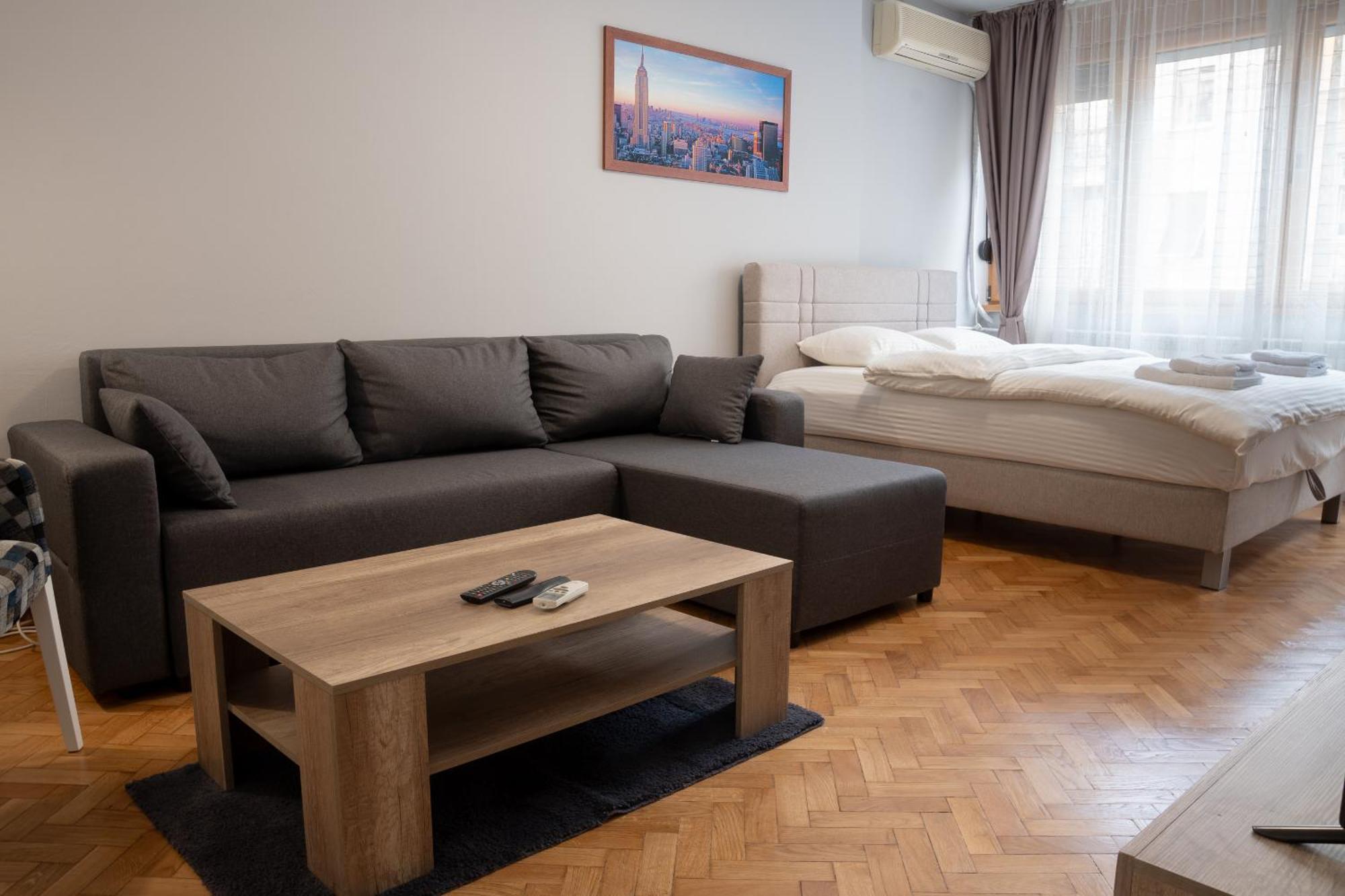 Tommy Apartment *